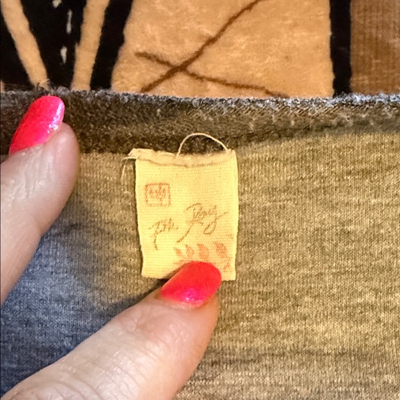 Camouflage women’s light sweatshirt boutique brand - Picture 2 of 5